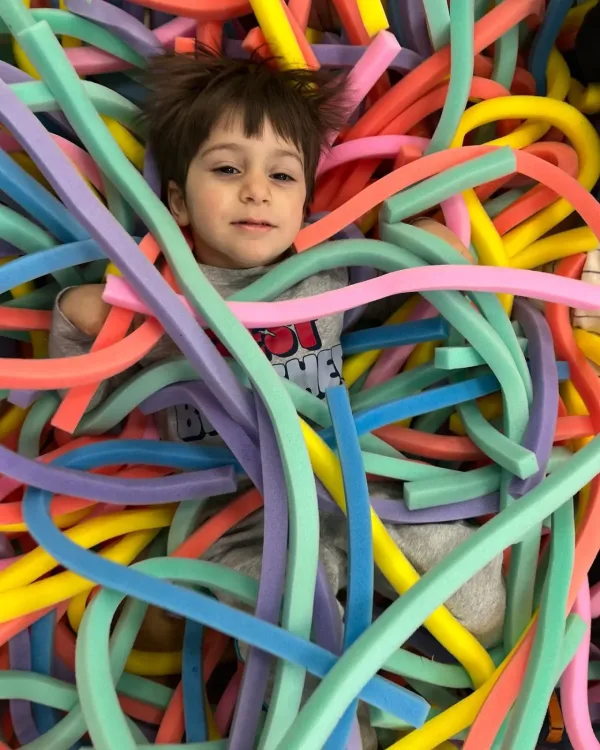 Գունավոր ձողիկներ